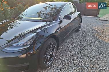 Седан Tesla Model 3 2018 в 