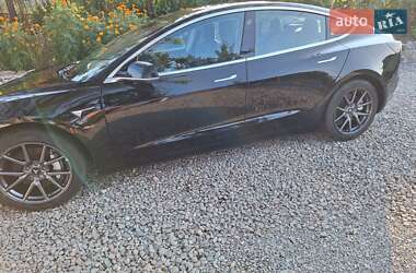 Седан Tesla Model 3 2018 в 