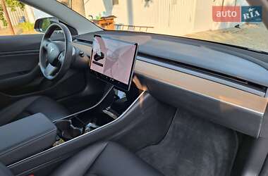 Седан Tesla Model 3 2018 в 
