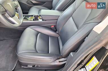 Седан Tesla Model 3 2018 в 