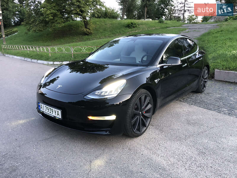 Седан Tesla Model 3 2019 в Києві