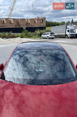 Седан Tesla Model 3 2019 в Ровно