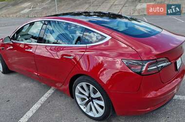 Седан Tesla Model 3 2018 в 