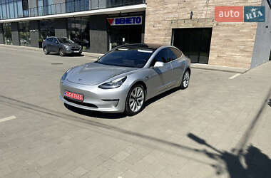 Седан Tesla Model 3 2018 в 