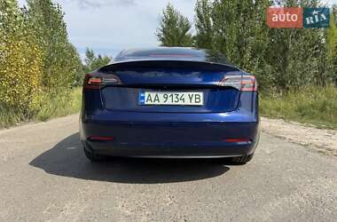 Седан Tesla Model 3 2018 в 