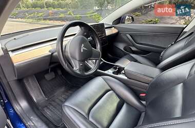 Седан Tesla Model 3 2018 в 