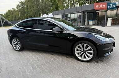 Седан Tesla Model 3 2019 в 