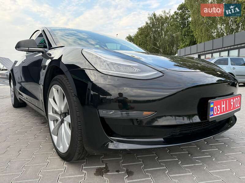 Седан Tesla Model 3 2019 в Владимире