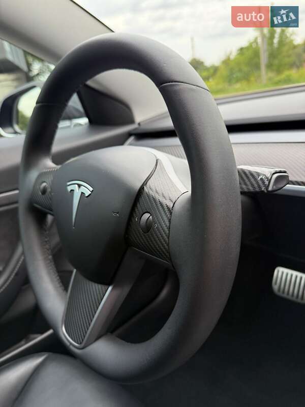 Седан Tesla Model 3 2019 в Владимире