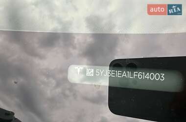 Седан Tesla Model 3 2019 в 