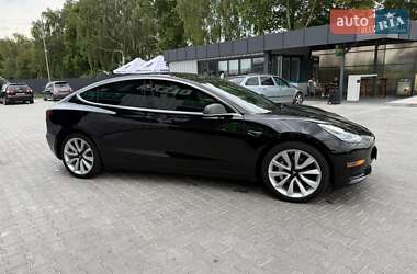 Седан Tesla Model 3 2019 в 
