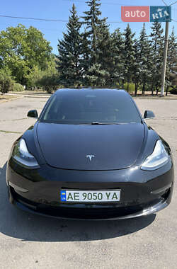 Седан Tesla Model 3 2019 в 