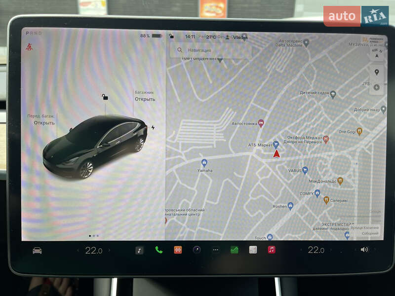 Седан Tesla Model 3 2020 в Днепре