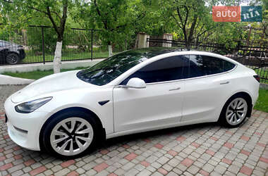 Седан Tesla Model 3 2018 в 