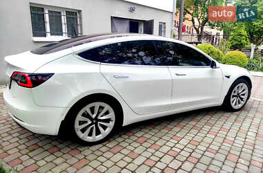 Седан Tesla Model 3 2018 в 