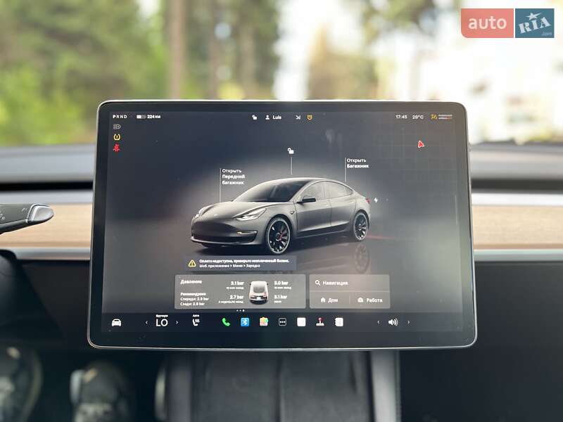 Седан Tesla Model 3 2022 в Львове