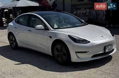 Седан Tesla Model 3 2023 в Житомире