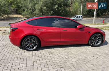 Седан Tesla Model 3 2022 в Запорожье