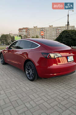 Седан Tesla Model 3 2018 в 