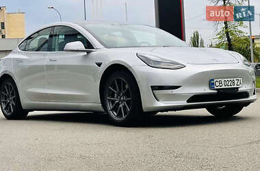 Седан Tesla Model 3 2018 в 