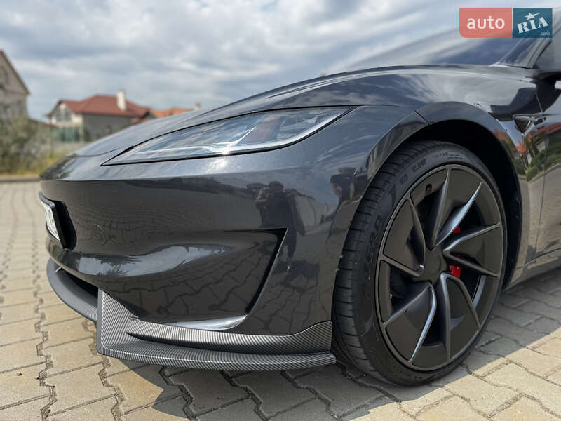 Седан Tesla Model 3 2024 в Одесі