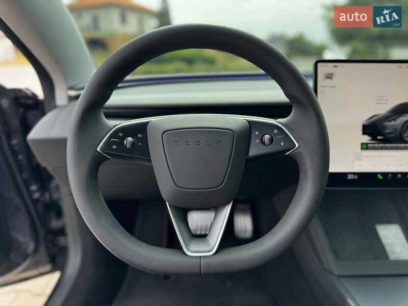 Седан Tesla Model 3 2024 в Одесі