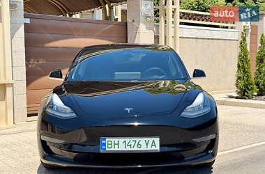 Седан Tesla Model 3 2019 в Одессе