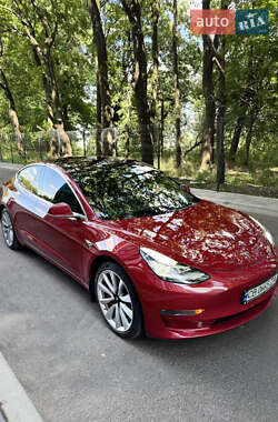 Седан Tesla Model 3 2018 в Чернигове