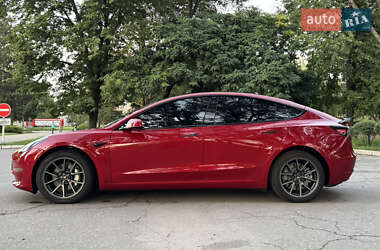 Седан Tesla Model 3 2018 в Кременчуці