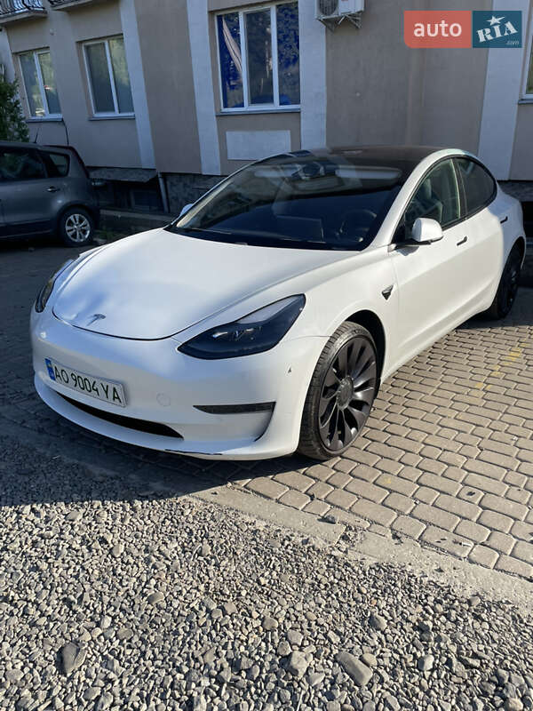 Tesla Model 3 2021