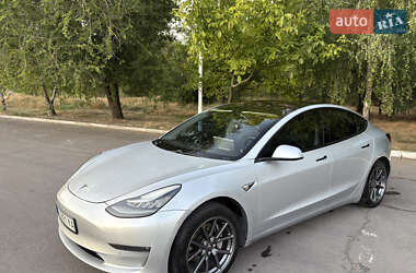 Седан Tesla Model 3 2018 в 