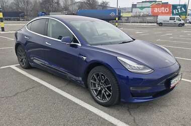 Седан Tesla Model 3 2018 в 