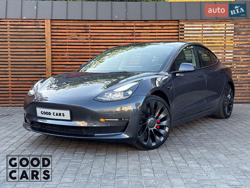 Tesla Model 3 2022