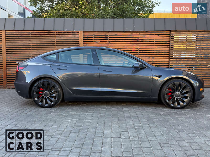 Седан Tesla Model 3 2022 в Одесі