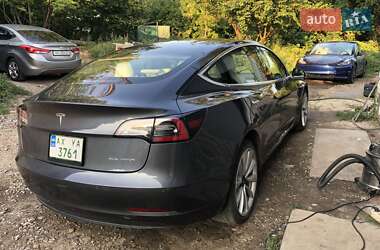 Седан Tesla Model 3 2018 в 
