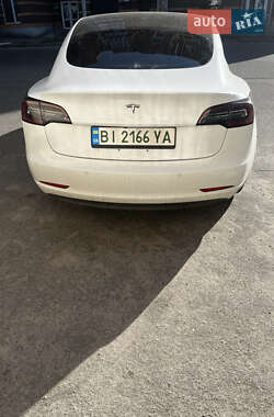 Седан Tesla Model 3 2018 в 