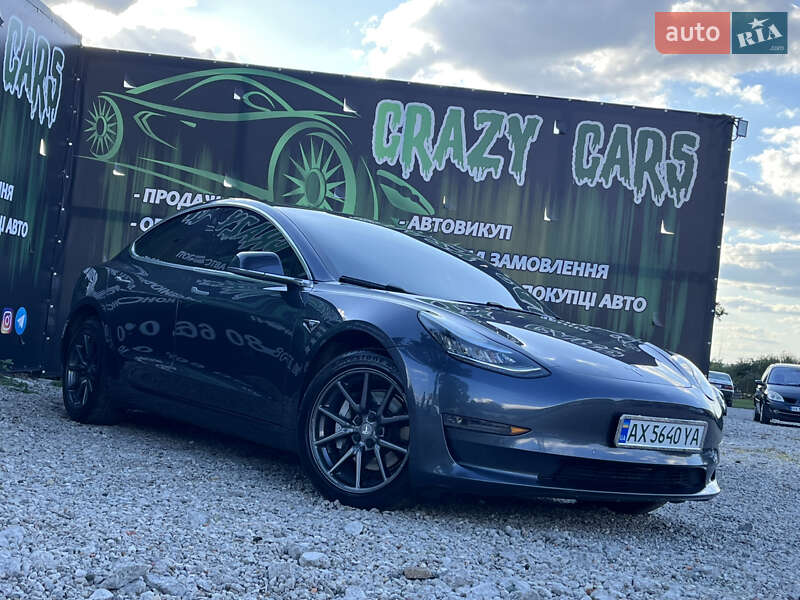 Седан Tesla Model 3 2019 в Харькове