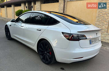 Седан Tesla Model 3 2019 в 