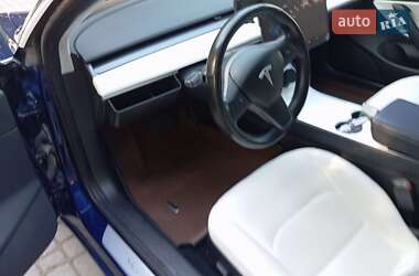 Седан Tesla Model 3 2018 в 