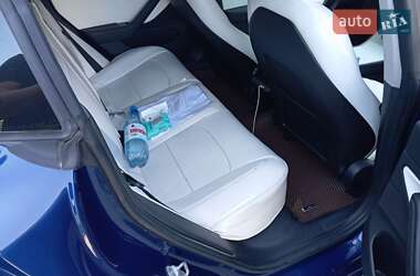 Седан Tesla Model 3 2018 в 