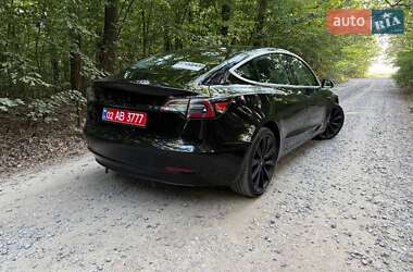 Седан Tesla Model 3 2018 в 