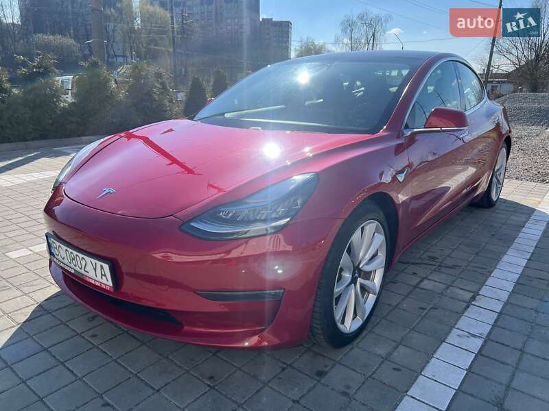 Tesla Model 3 2018