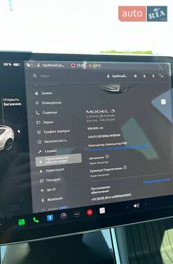 Седан Tesla Model 3 2019 в 