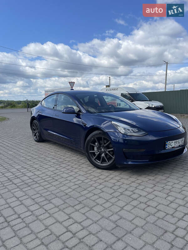 Tesla Model 3 2018