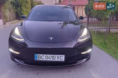 Седан Tesla Model 3 2019 в 