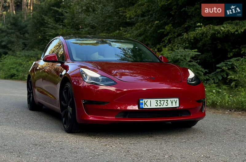 Седан Tesla Model 3 2019 в Києві