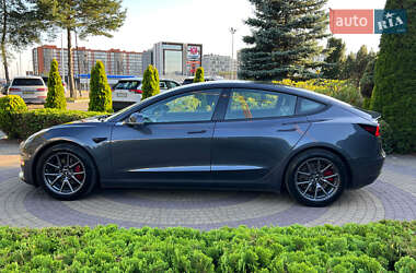 Седан Tesla Model 3 2019 в 