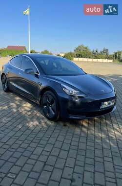 Седан Tesla Model 3 2019 в 
