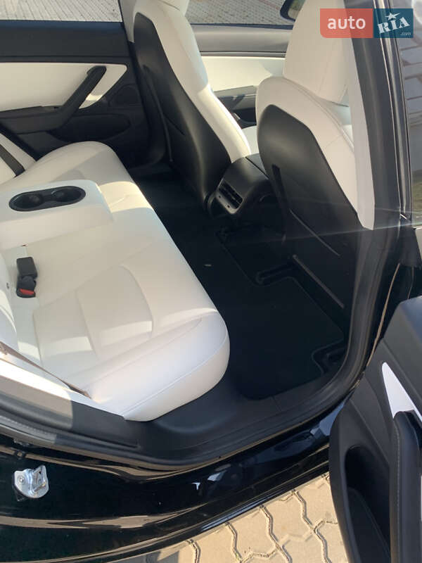 Седан Tesla Model 3 2018 в Ивано-Франковске фото 9 Седан Tesla Model 3 2018 в Ивано-Франковске