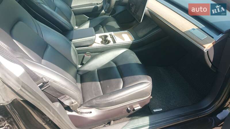Седан Tesla Model 3 2022 в Ивано-Франковске фото 13 Седан Tesla Model 3 2022 в Ивано-Франковске